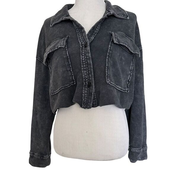 Forever 21 Cropped Gray Boho Button Front Lounge Casual Long Sleeved Shirt - Picture 1 of 7